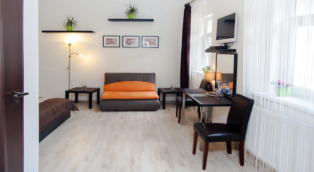 Leo Apartment ブラチスラヴァ エクステリア 写真