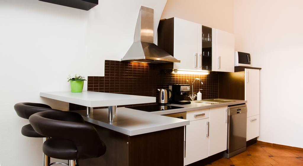 Leo Apartment ブラチスラヴァ エクステリア 写真